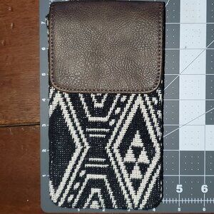 Thirty-One “Call Me” Cell Phone Crossbody Purse - Rio Weave